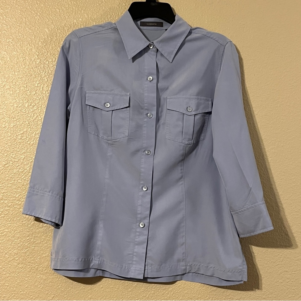Liz Claiborne Women’s M Sky Blue 3/4 Sleeve Button Up Collared Shirt